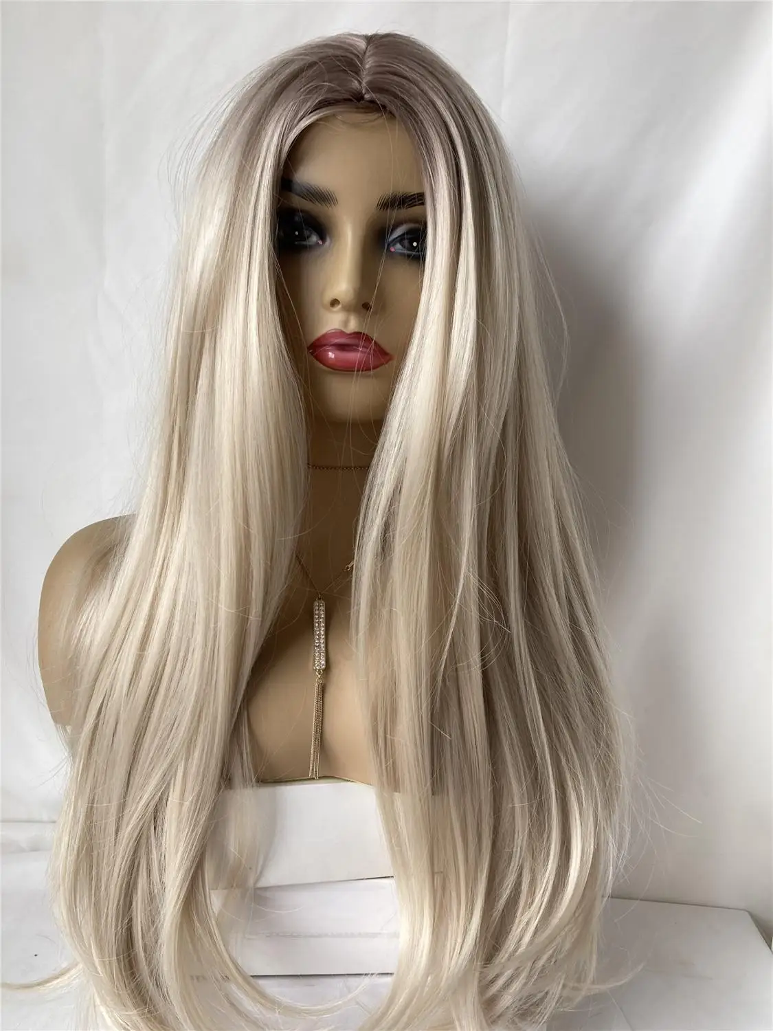 

Short/Long Synthetic Wigs None Lace Front Synthetic Wigs For Women and Girl Bang SYnthetic Wigs
