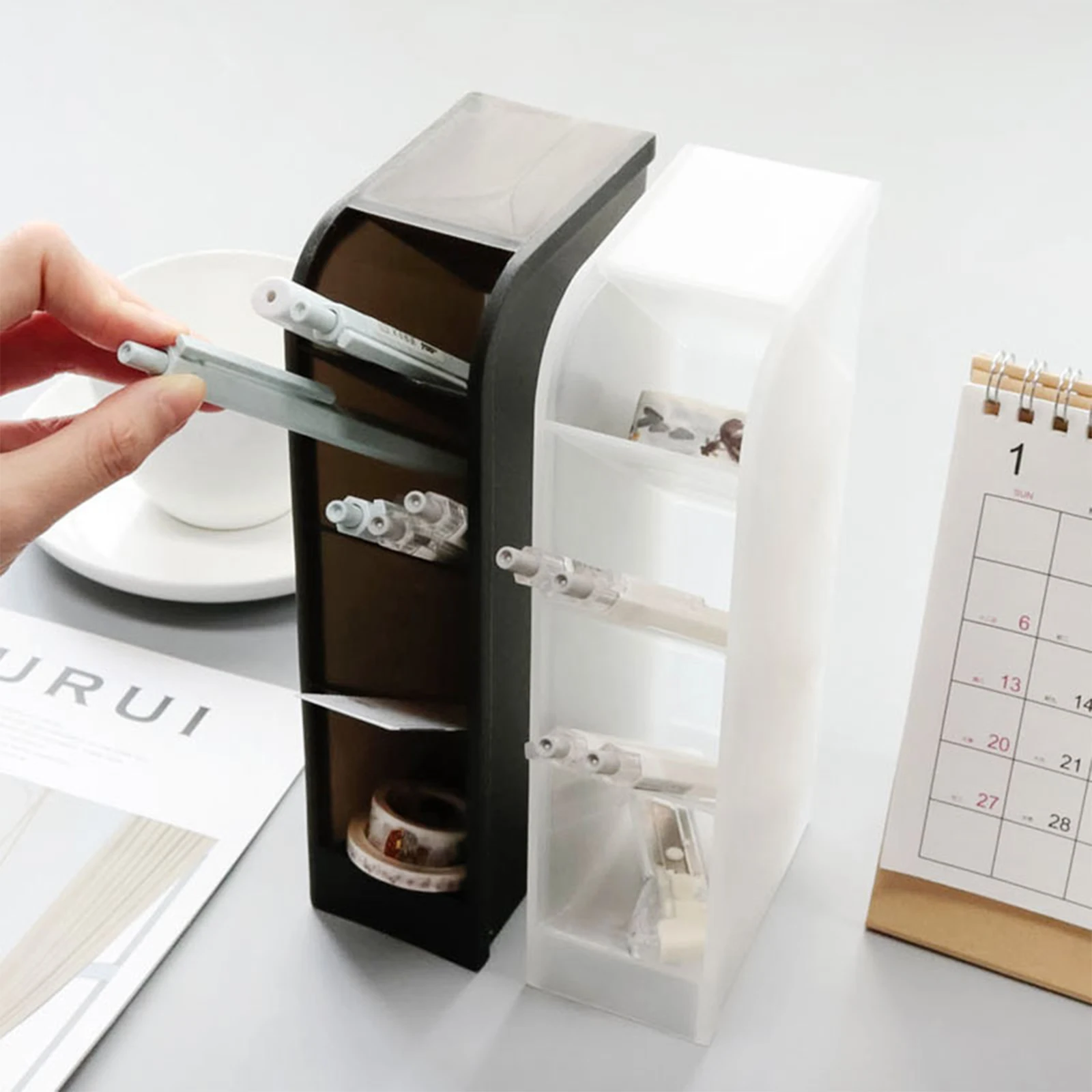 

1 PC Oblique Insertion Type Frosted Pen Holder Office Supplies Desktop Storage