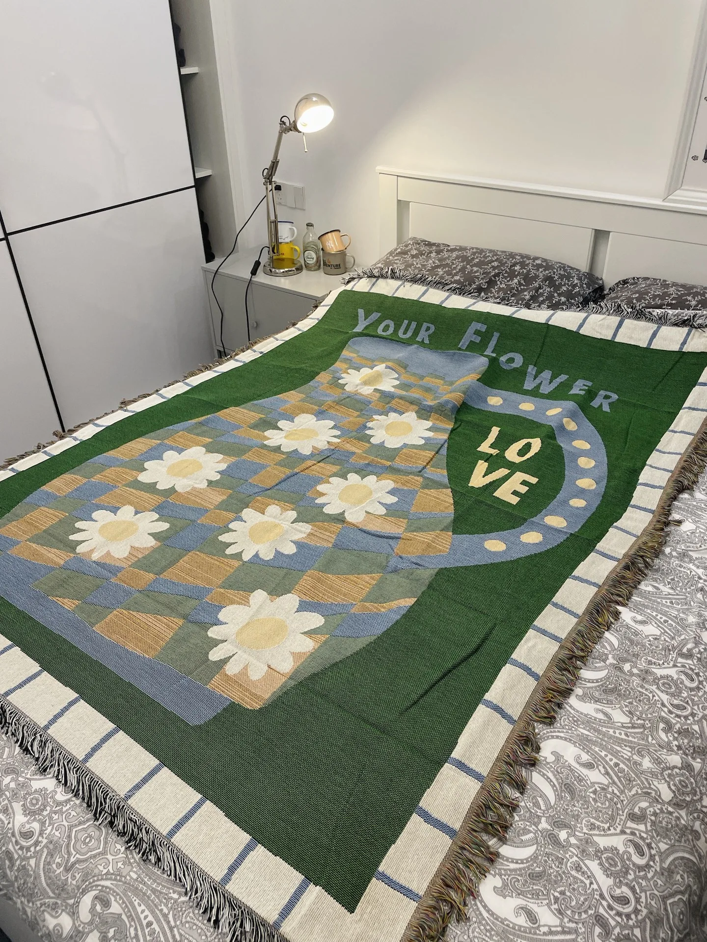 Soft Vase Blanket for Camping Beautiful Flower Picnic Blankets Universal Sofa Bed Cover with Tassel | Дом и сад