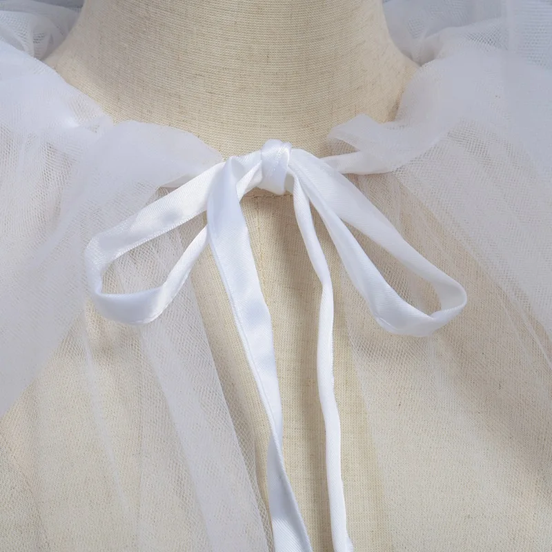 Женский маскарадный костюм-макси с воротником-стойкой и открытыми плечами |