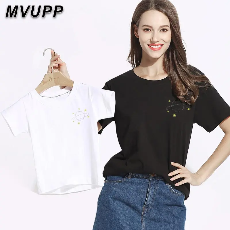 

Summer T-shirt Family Look Fashion Simple Print Tshirts Mommy and Me Clothes Daddy Mom Little Baby Tops Outfits Maching Family