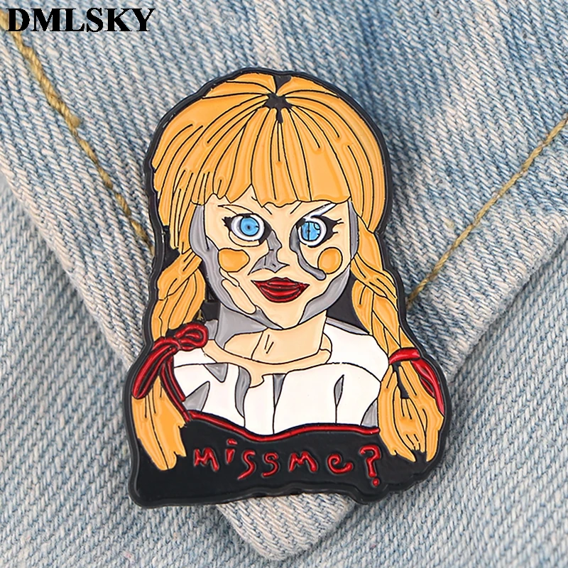 Эмалированные Броши DMLSKY с надписью MISS ME Металлическая Булавка значки ужасов