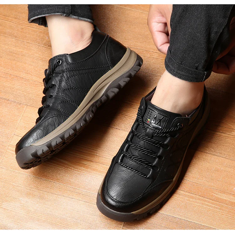 

Men's Genuine Leather Boots Slip-on Loafers Casual Botas for Male Fashion Winter Warm Steampunk Breathable Climbing Footwear