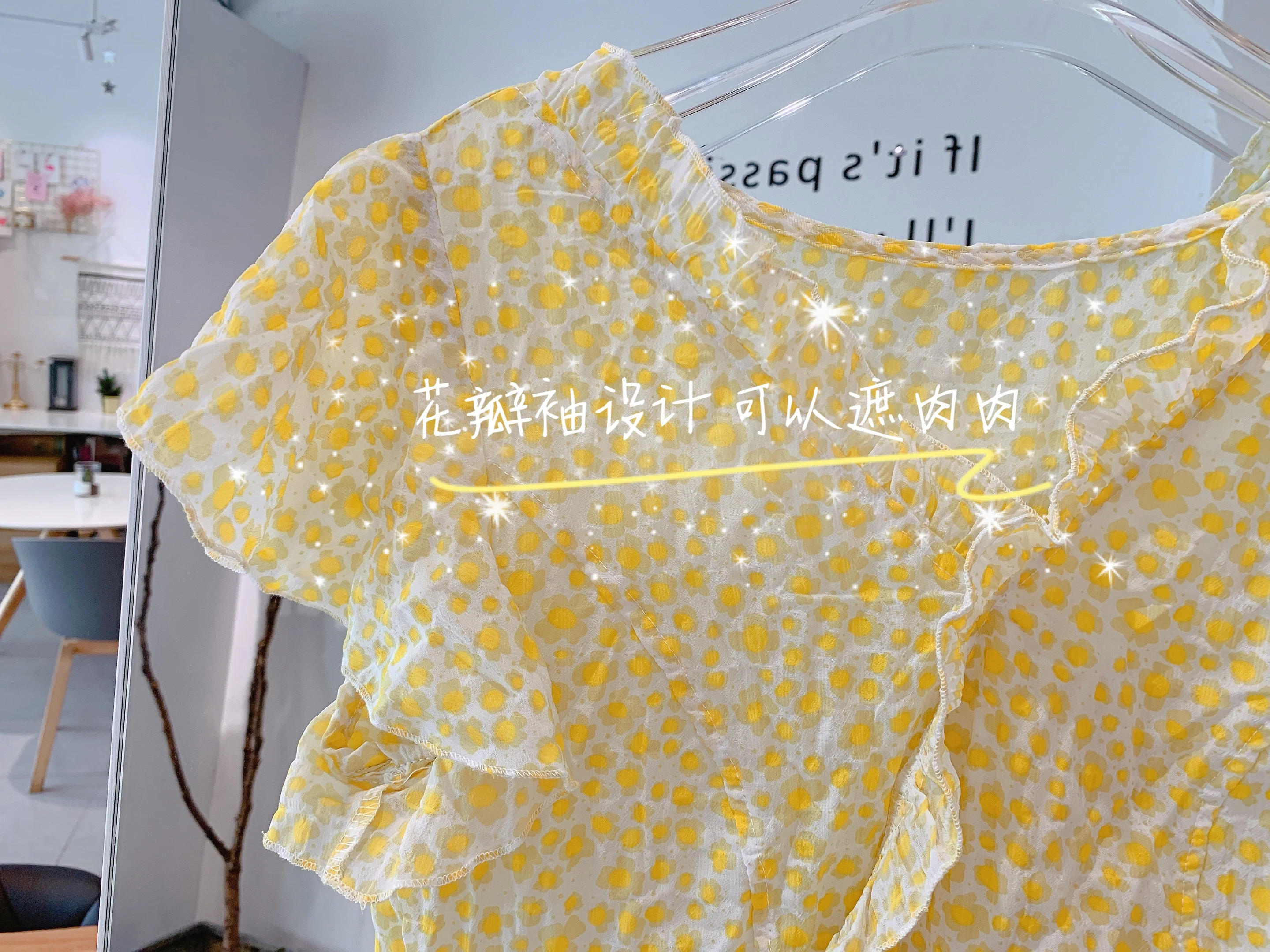 

spainish Vintage elegant fit and flare dress 2020 new V-neck butterfly sleeve waistband cotton yellow small floral cotton dress