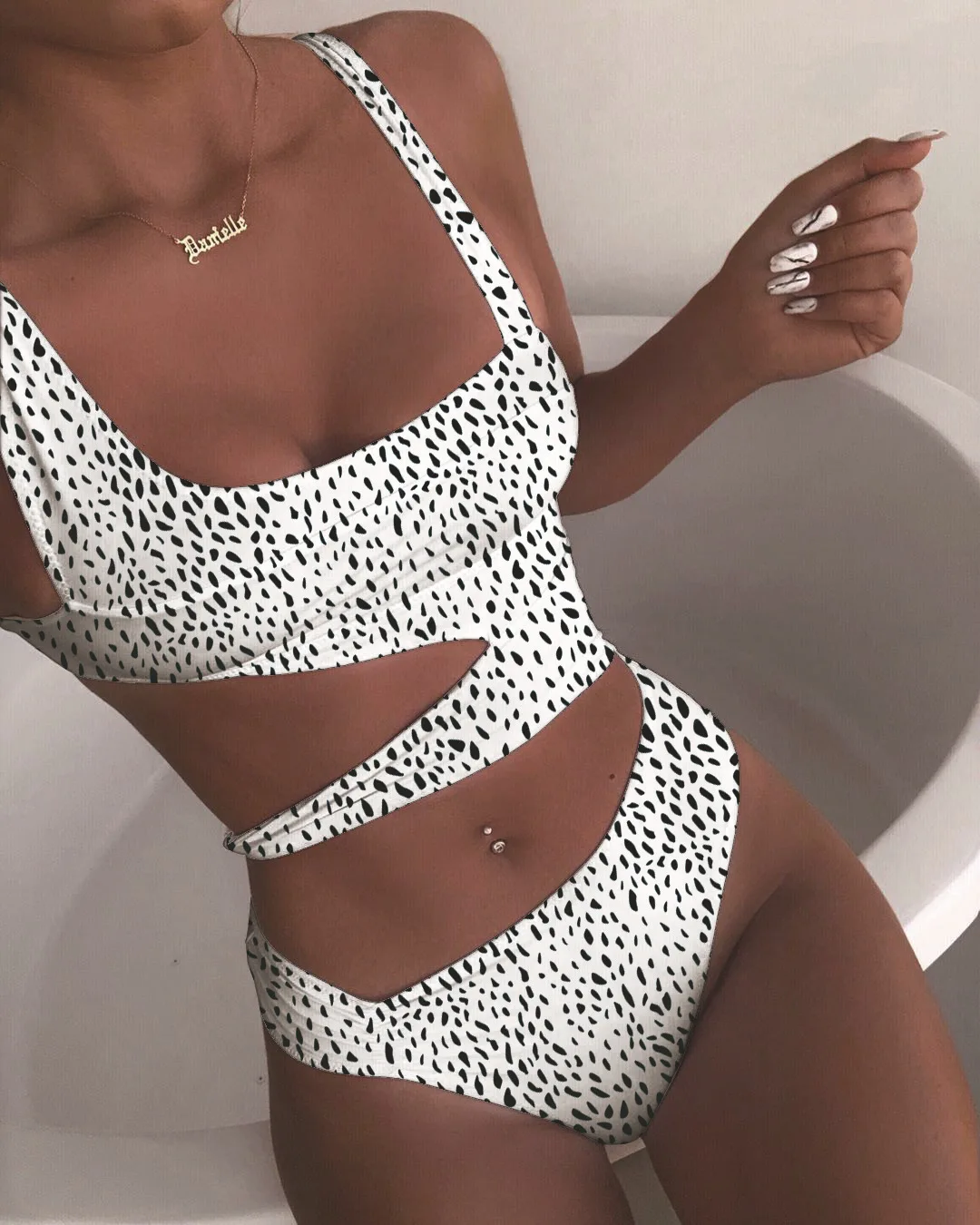 

Women One Piece Bikini Set Hollow out Sexy Bandage High Waist women swimsuit bikini push up Leopard Print Dot Print womenFashion