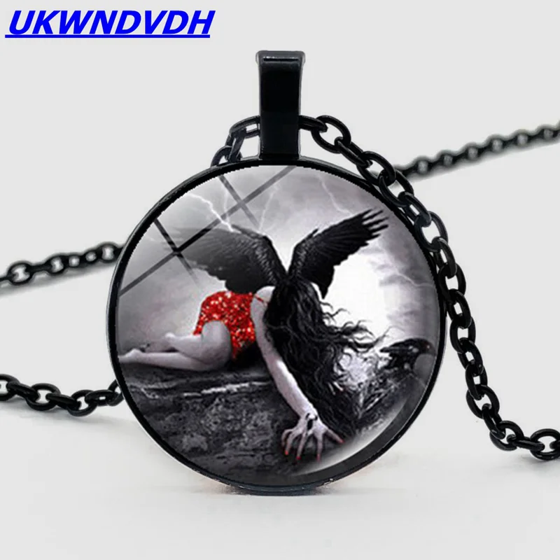 

Gothic angel girl crystal cabochon necklace fashion retro men and women chain