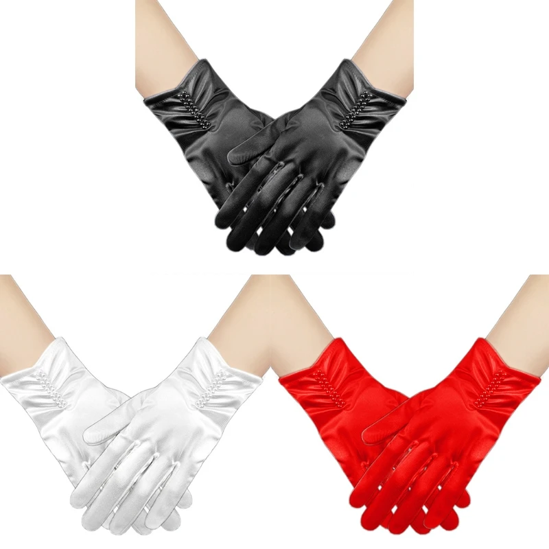 Короткие атласные перчатки с жемчугом