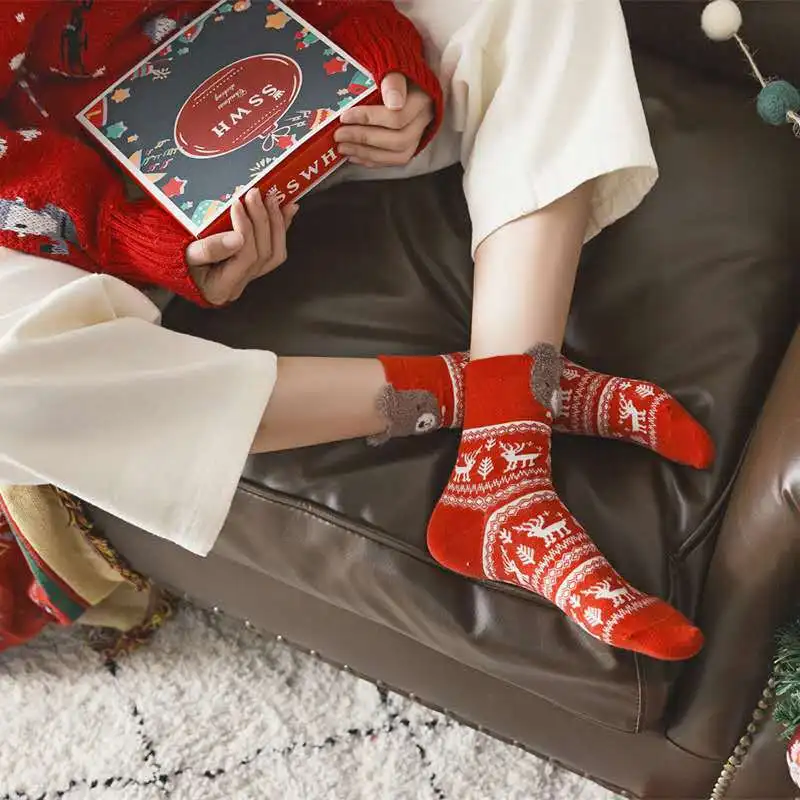 Christmas Socks Boxed Cartoon Cute Middle Tube Socks Female Cotton Socks Red Christmas Socks Gift Box