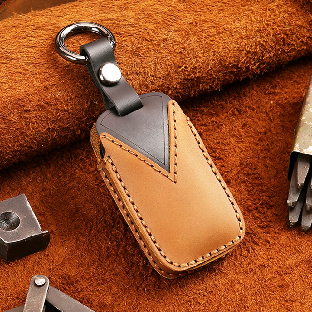 Чехол для автомобильного ключа из натуральной кожи с 4 кнопками и цепочкой Lexus NX 200