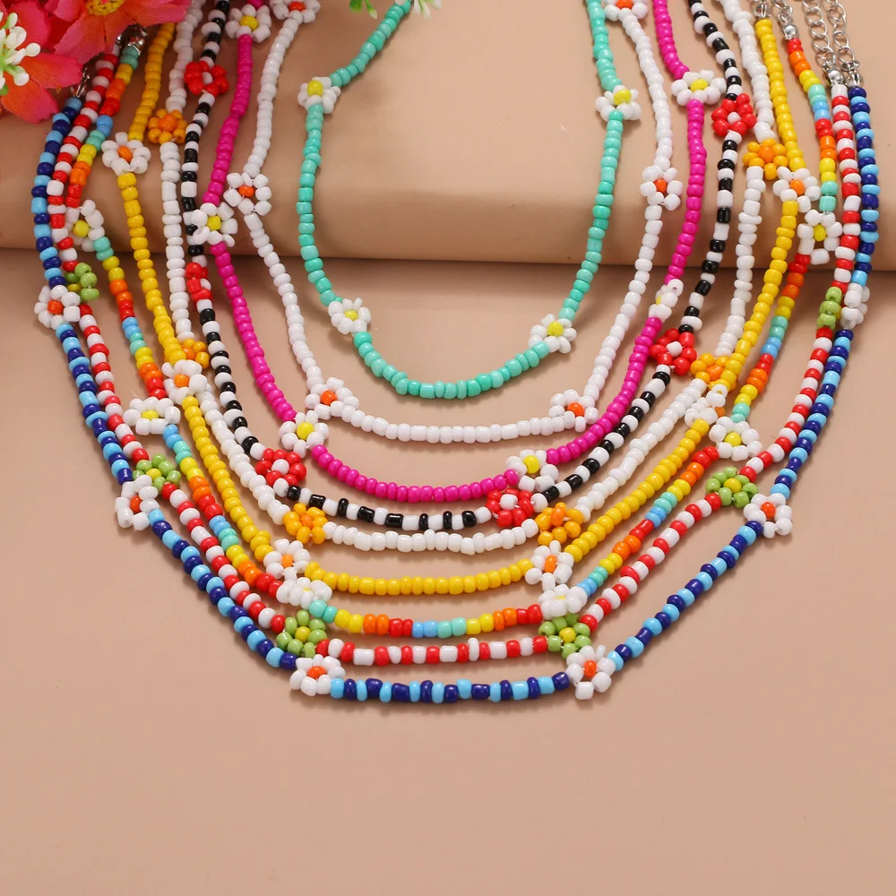 

2022 New Korean Sweet Colorful Little Daisy Acrylic Pearl Flowers Boho Beaded Clavicle Choker Necklaces For Women Girls Jewelry