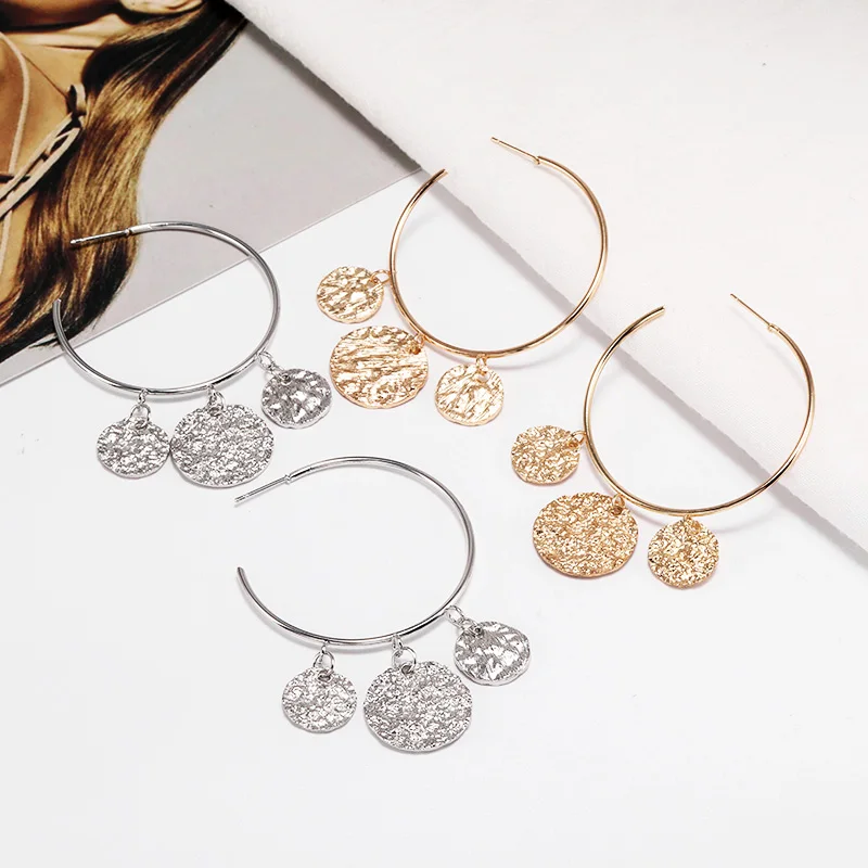 Модные женские серьги большие круглые висячие с Микки металлические