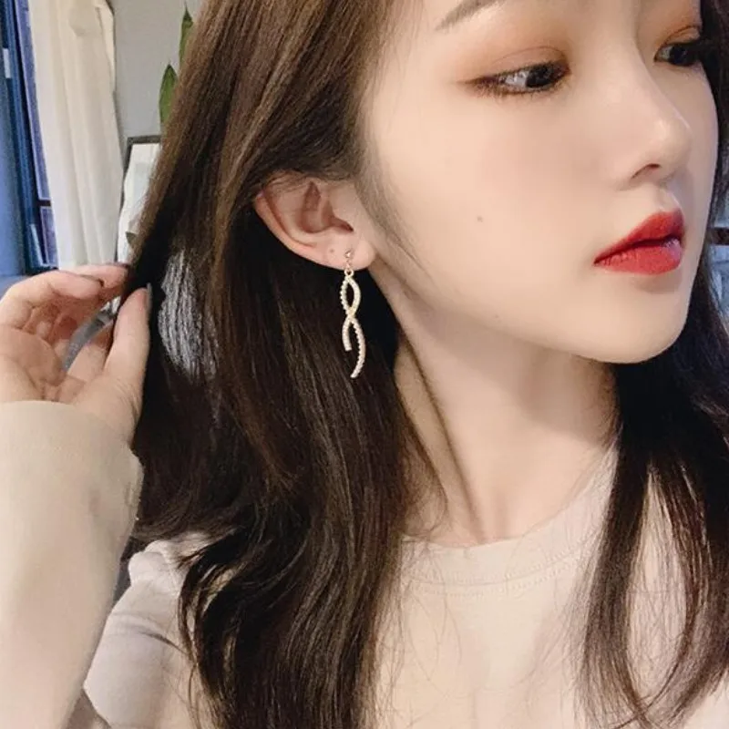 

Cross Curve Dangle Earrings New Simple Fashion Jewelry for Women