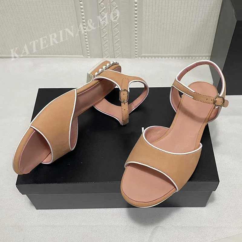 

Women Fashion Summer Sandals Genuine Leather Buckle Strap New Metal Chain Luxury Designer Ladies Low-Heeled Sandals Flats Shoes