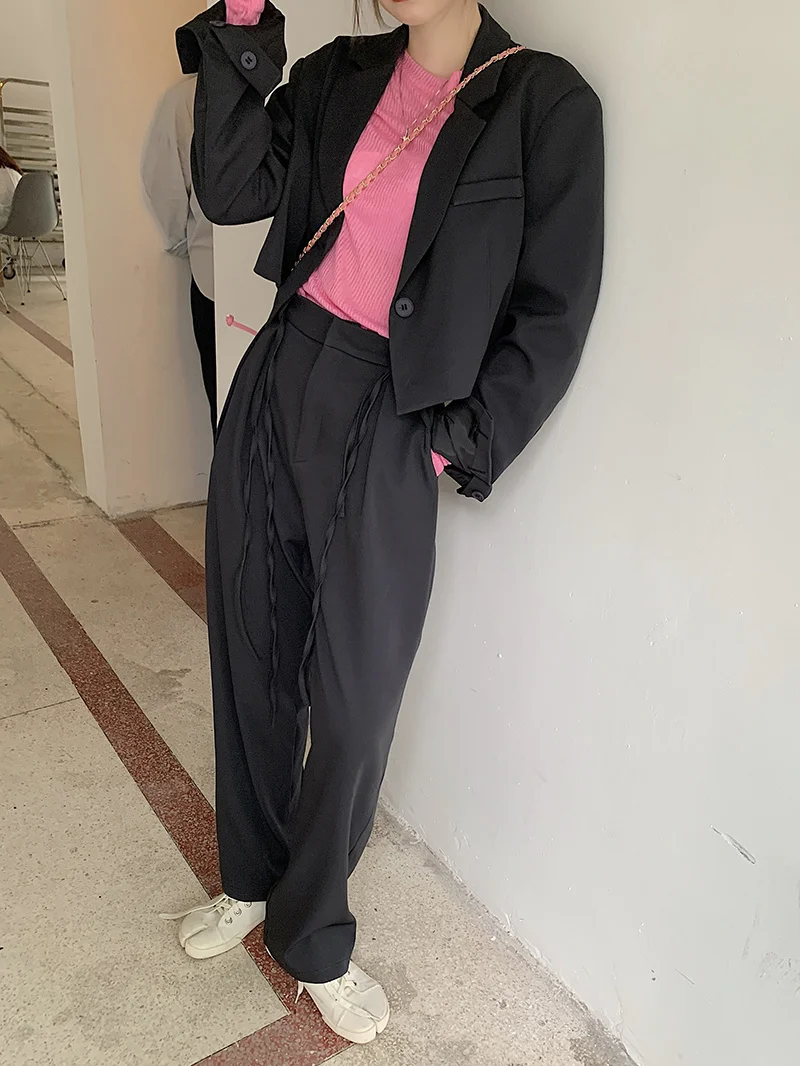 Small sweet cool fried Street long sleeve suit coat women's 2021 autumn new fashion age reducing short top |