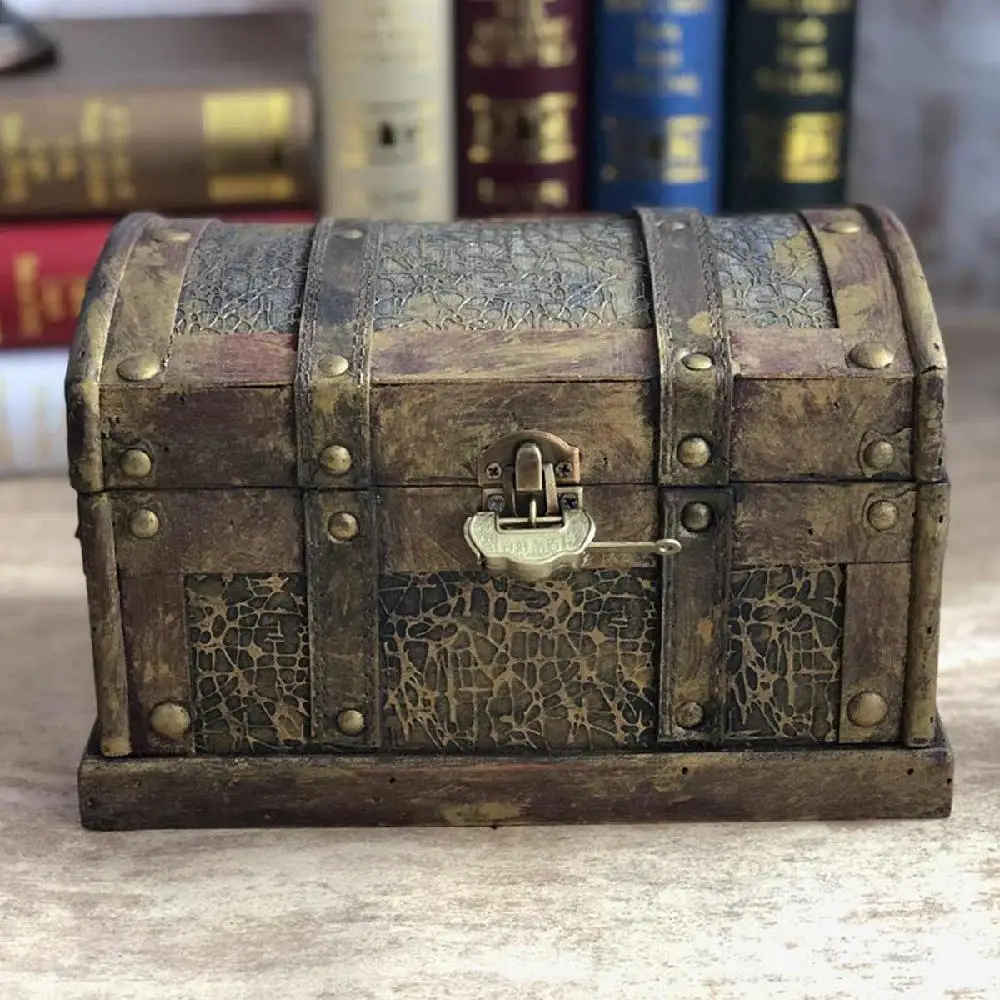 Новая деревянная коробка с сокровищами восстановленная древними путями