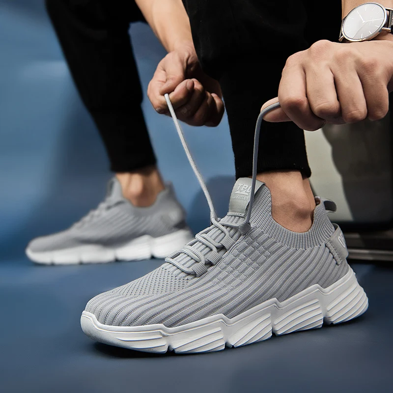 

2020 Men's Casual Shoes Flying Weave Super Light Running Shoes Slip-on Sock Sneakers Outdoor Jogging Walking Mesh Breathable