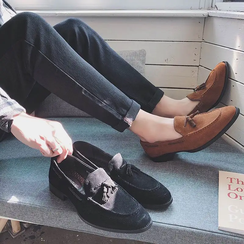 

ERRFC New Arrival Classic Mens Black Brogue Shoes Nubuck Suede Man Office Carrer Leisure Shoes Brown Tassel Zapatos Size 38-44