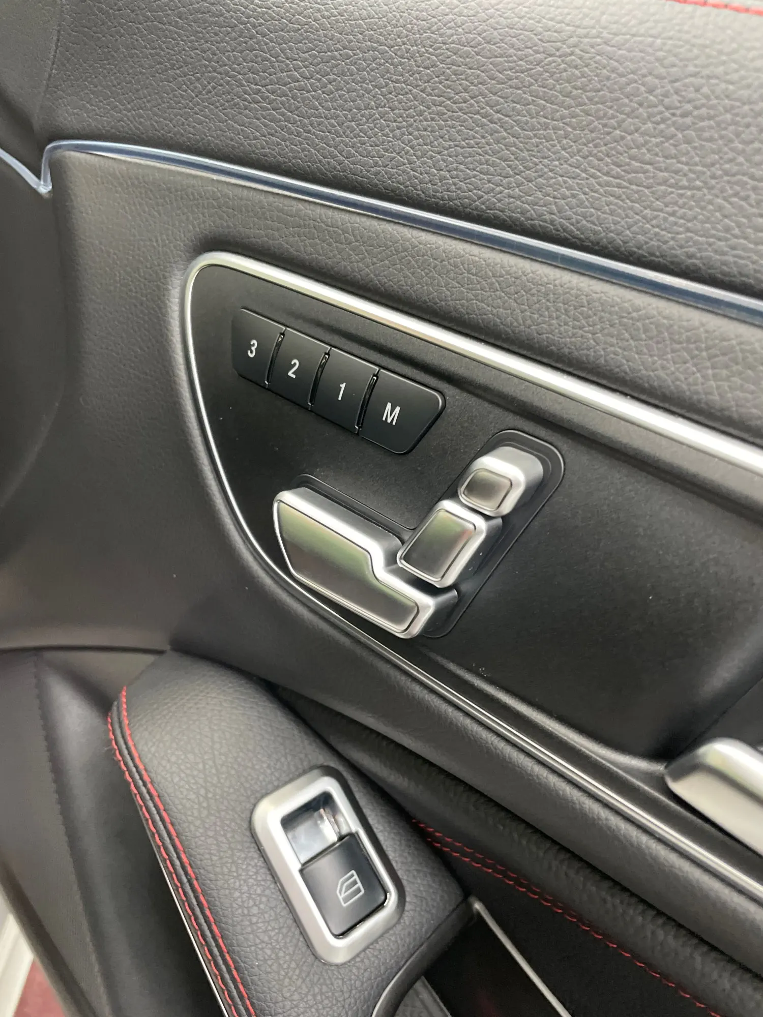 Кнопка регулировки крышки автомобильного сиденья стикер для Mercedes Benz C E класс W204