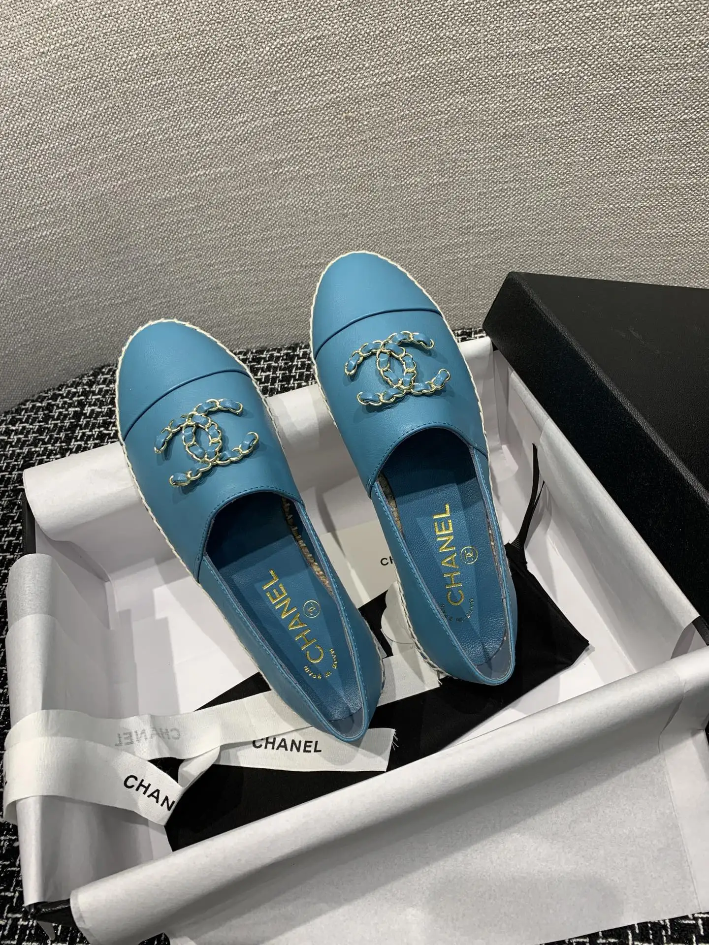 

2021 new high quality luxury brand CC5 designer fashion ladies shoes ladies casual shoes comfortable sports shoes