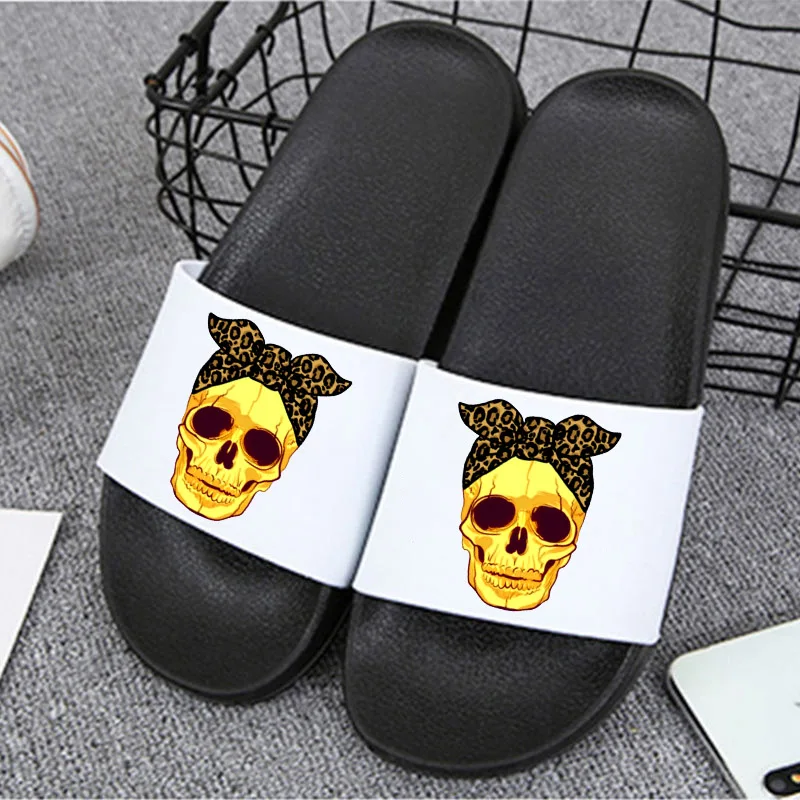 

Women slippers Fashion Sugar Skull Pink Bandana Cartoon Women Shoes Summer Flip Flops Indoor Slippers Beach Slippers