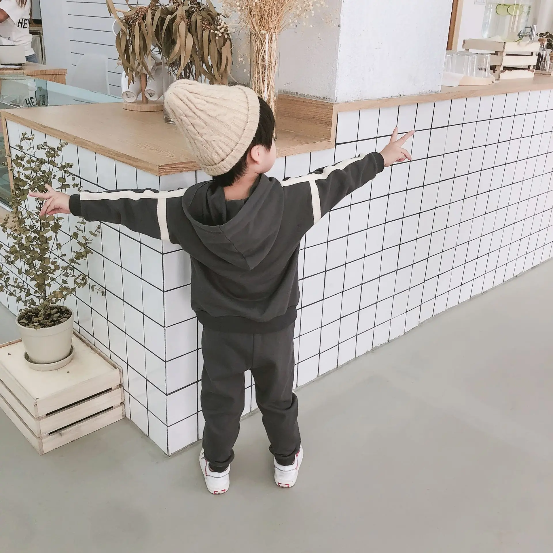 Осень 2019 модные повседневные спортивные костюмы для мальчиков и девочек детские