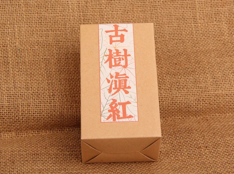 Юньнань Fengqing старинное дерево черный чай Весна ча мед ароматный Диан HongTea 2020