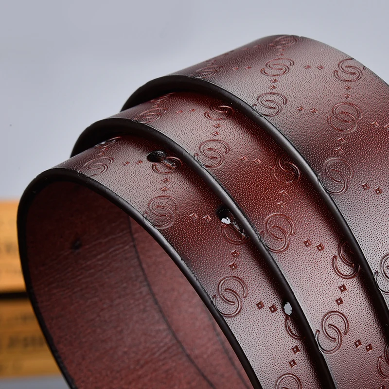 

Luxury boutique G-type gold and silver buckle men and women can use belts, multi-color optional casual fashion business belt.