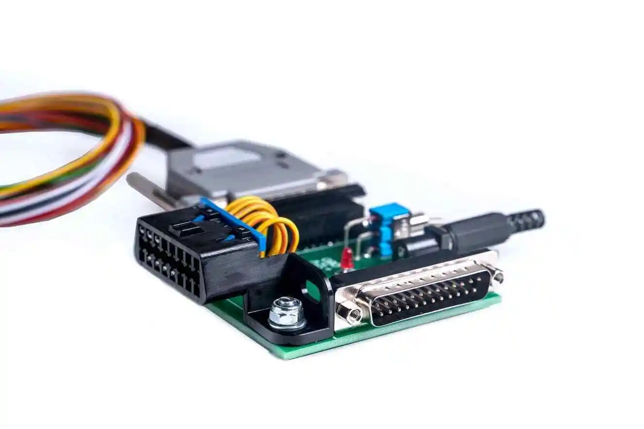 Универсальный Кабель для программирования + разъем OBD (CAN) Combiloader |