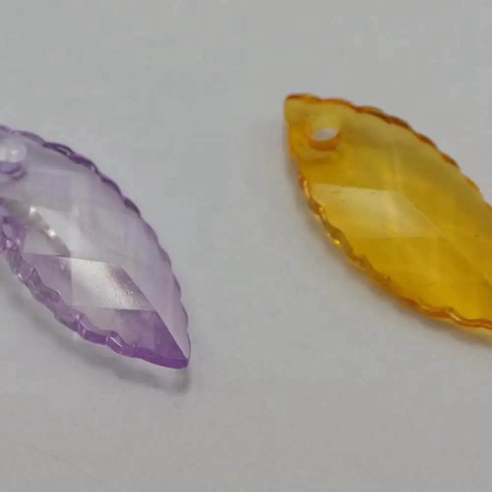 100 разноцветный прозрачный граненые Акриловые подвески в форме листьев 25X10mm |