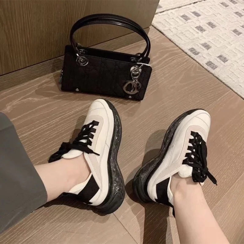 

Spring and summer new all-match women's shoes flat-bottomed increase student shoes large size outing sports shoes white shoes