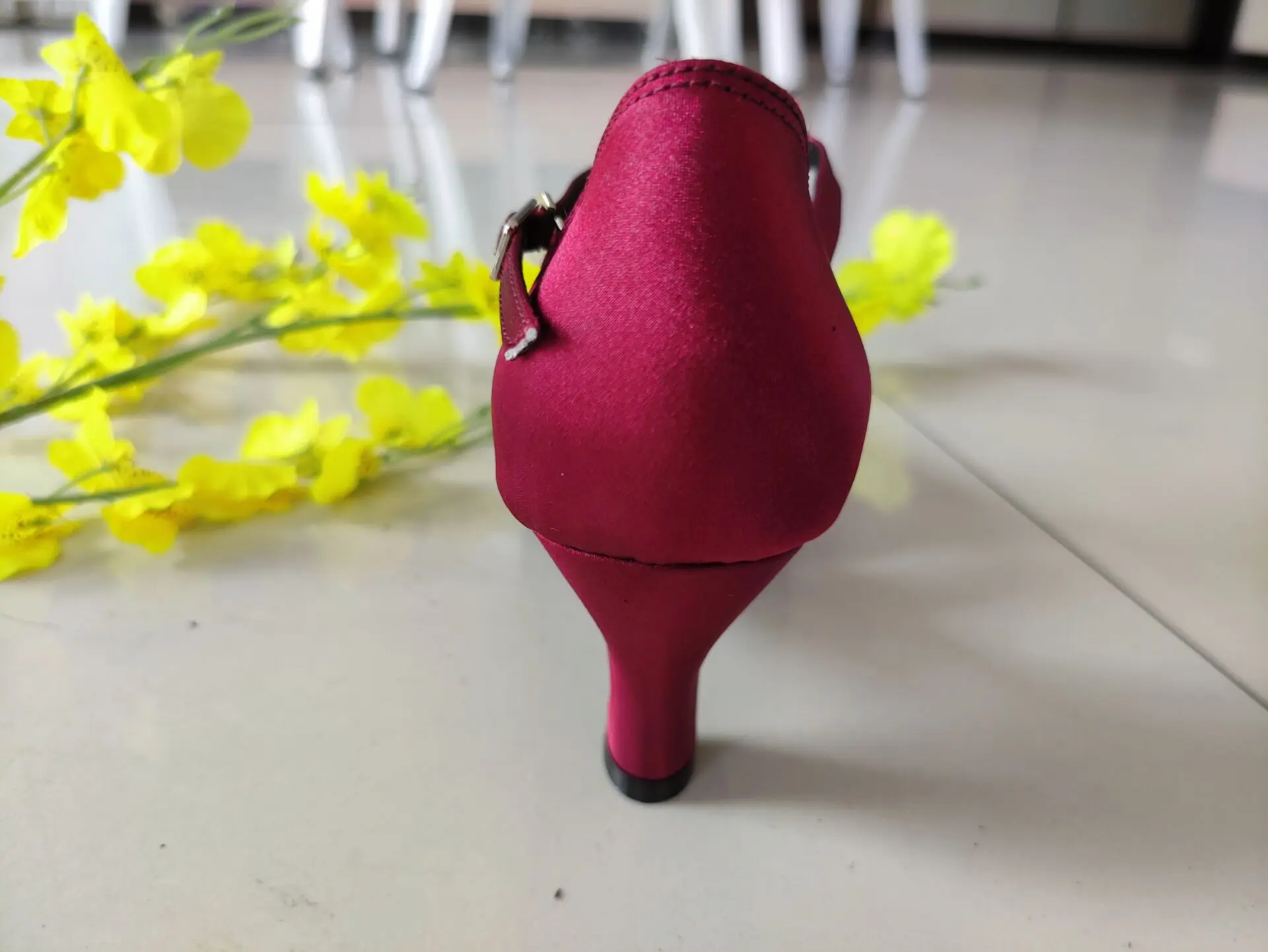 Туфли женские для бальных танцев удобные туфли с закрытым носком сальсы каблук 7