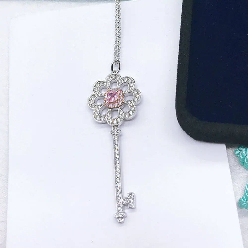 

AYBS Real 925 Necklaces High Quality TIF Original1:1LOGO "Pink Sparkling Petal Key Pendant" Necklaces Woman