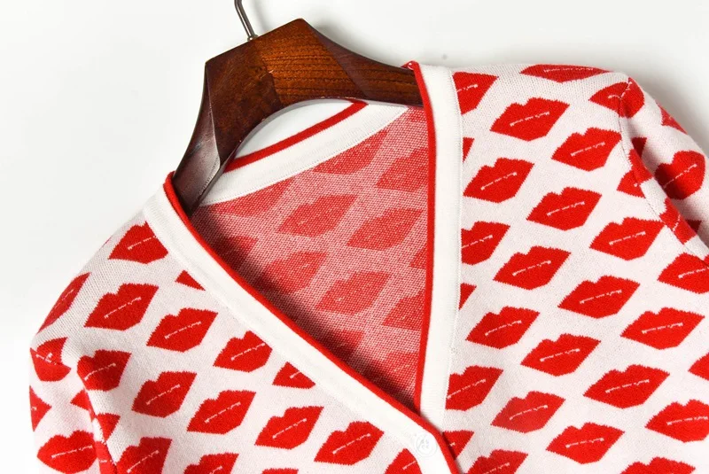 Женский Укороченный кардиган однобортный Жаккардовый трикотажный с V-образным