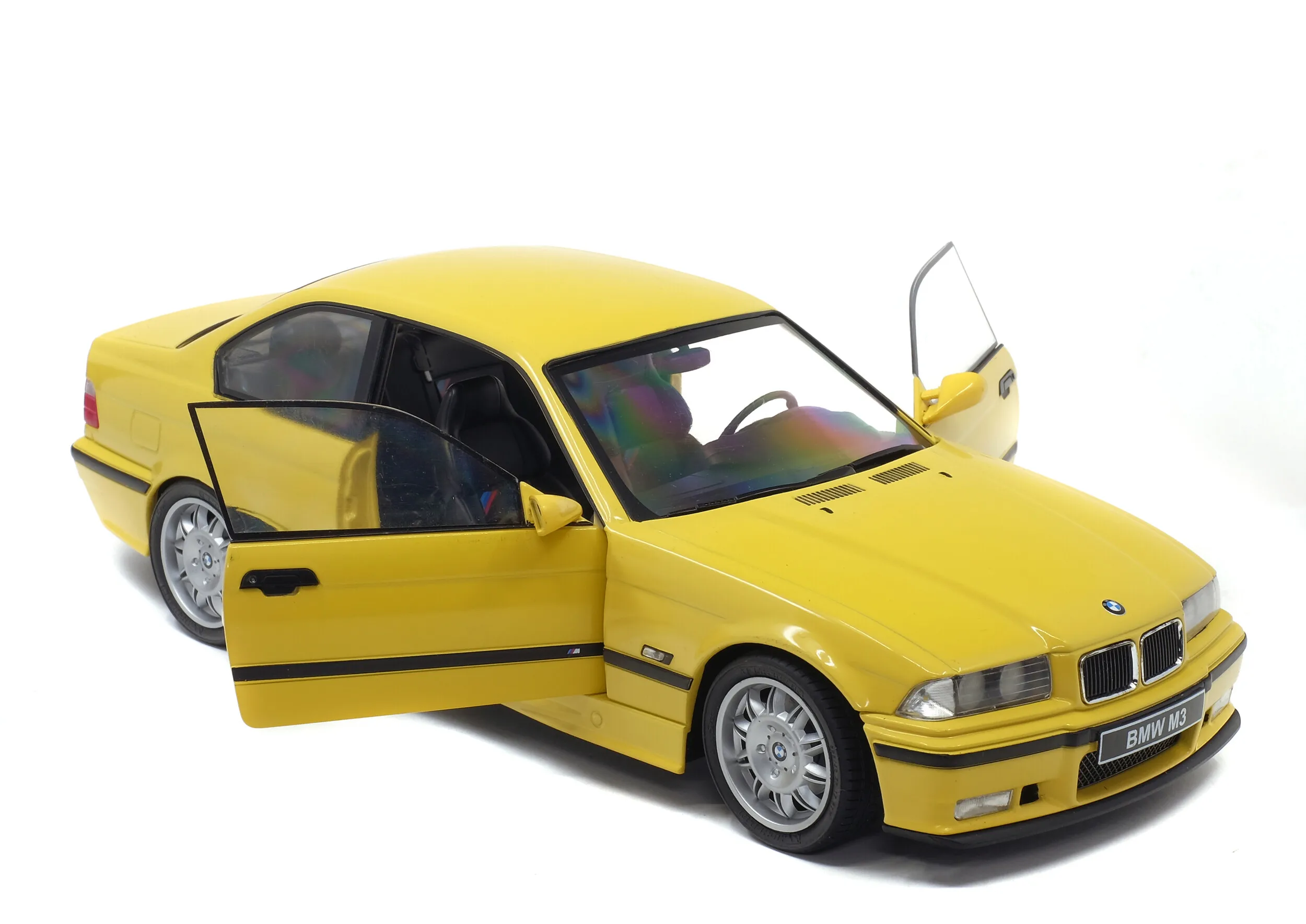 

Solido 1/18 3902 BMW E36 Coupe M3 DieCast Model Collection Limited Edition