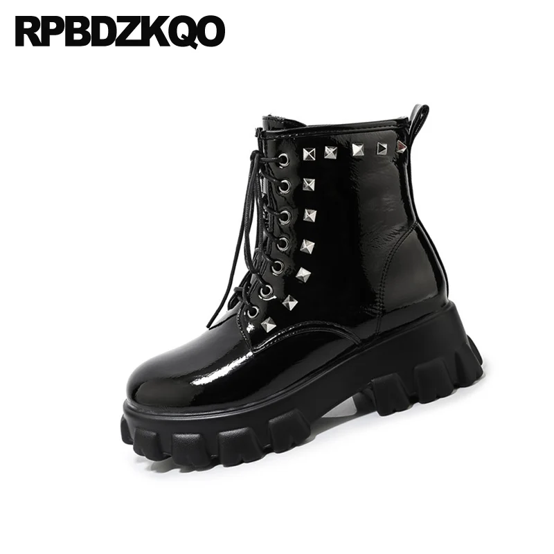 Женские армейские ботинки на платформе белые до щиколотки в стиле милитари с