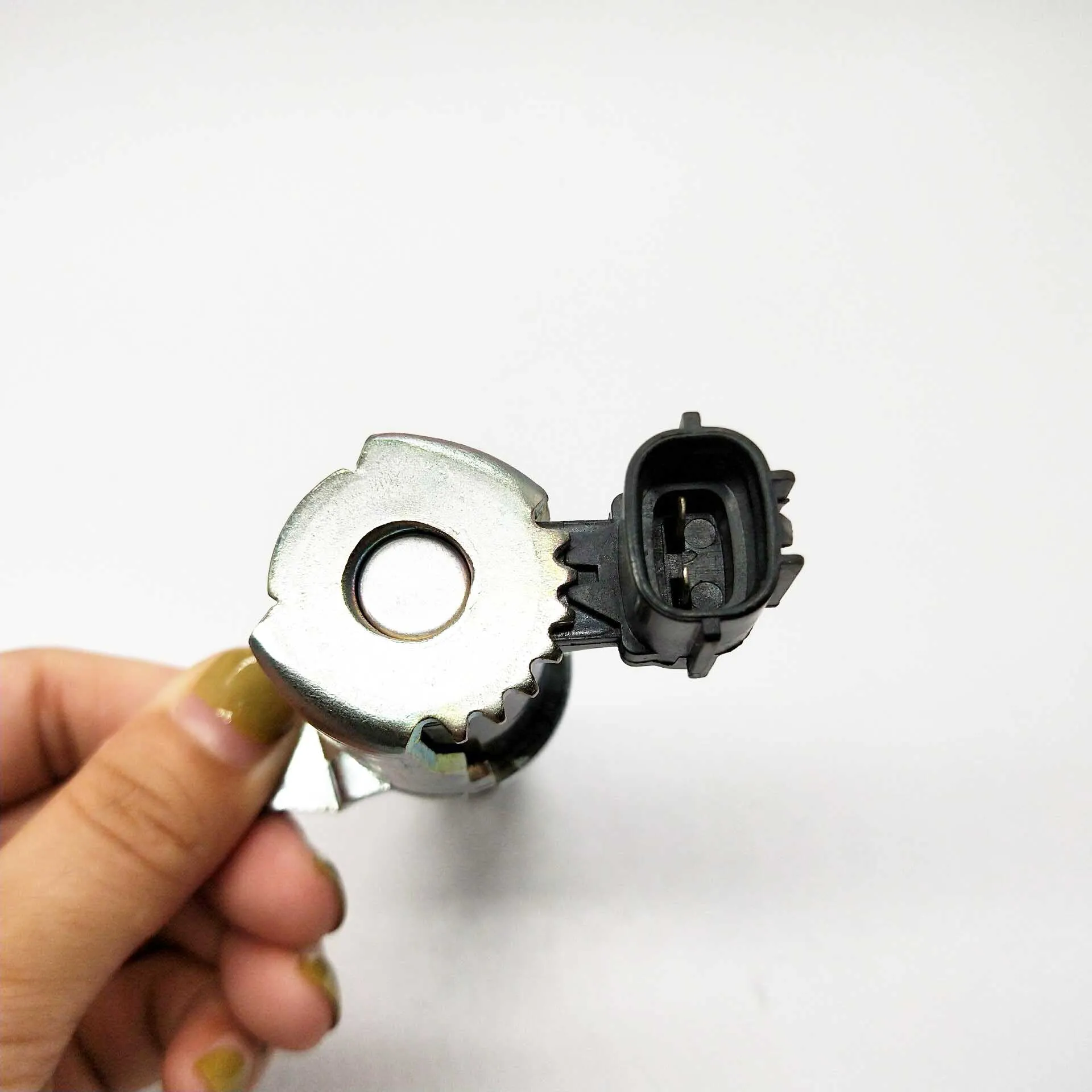 VVT электромагнитный распределительный клапан 15330-28020 для Toyota Camry Corolla high Lander Matrix Rav4