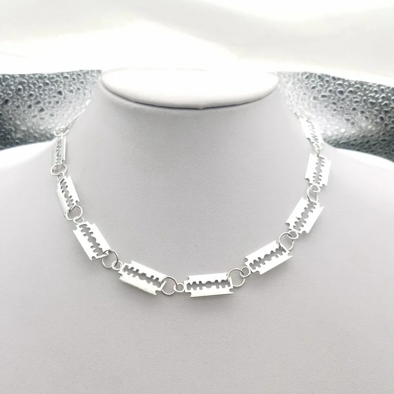 Женский чокер с колючим лезвием маленький в стиле хип-хоп готическом 14