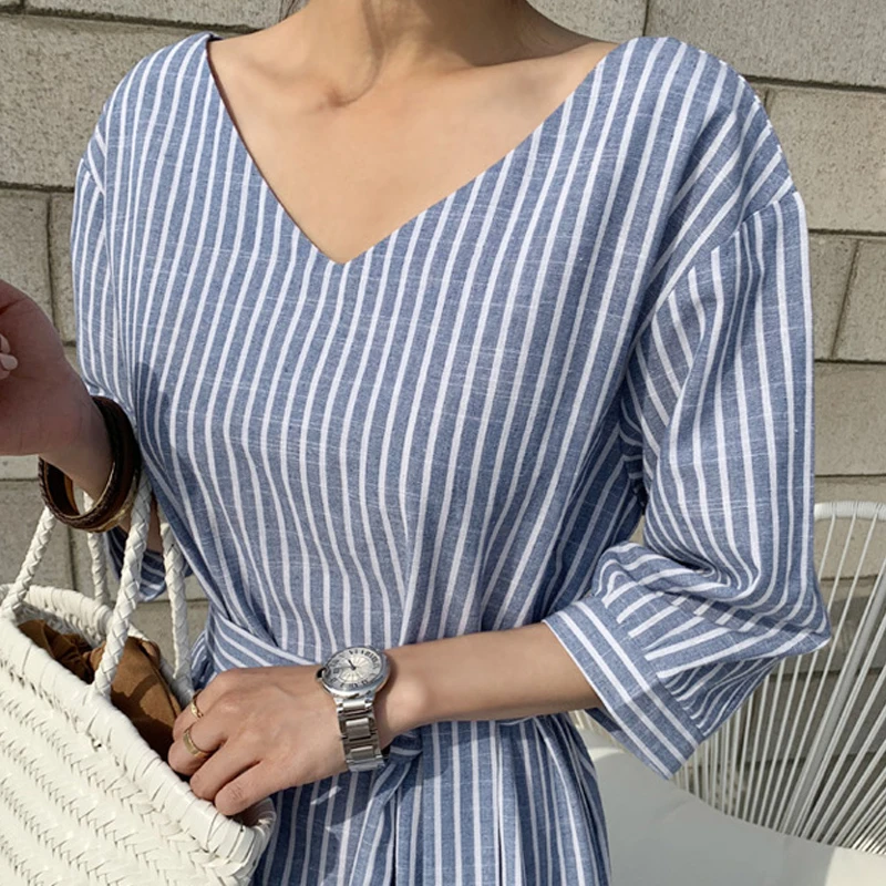 

Loose Lace Up Belt Casual V-neck Half Sleeve Striped Split Cotton and Linen Long Dress New Fashion 2021 Summer Women Dress 9679