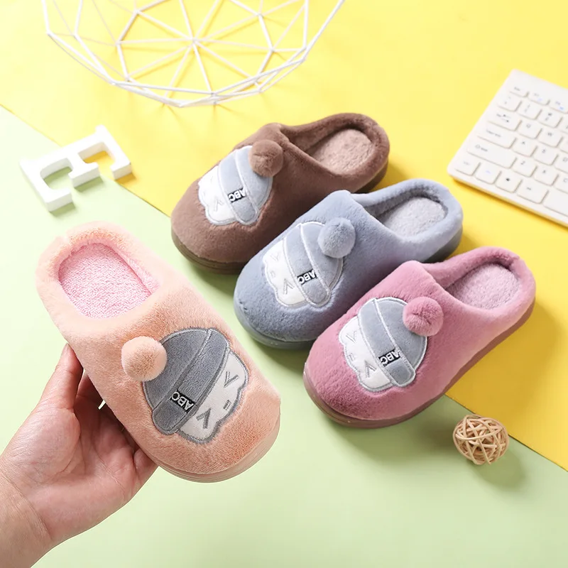 

Winter Kids Cotton Slippers Cute Cartoon Baby Boys and Girls Home Slippers Plush Warm Comfortable Soft Sole Flats Children Shoes