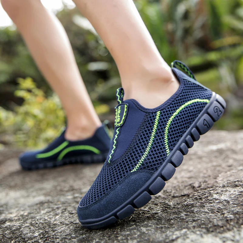 Дышащие сетчатые мужские летние кроссовки без шнуровки для занятий спортом на