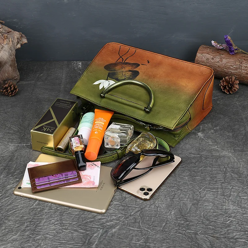 

China Vintage Hand Painted Women Handbag Luxury Lotus Cow Leather Handmade Ladies Shoulder Bags Designer Genuine Leather Bag