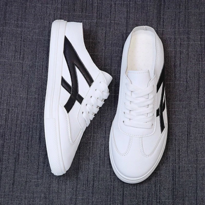 Женские кроссовки из ПУ кожи белые однотонные на шнуровке Повседневная Удобная