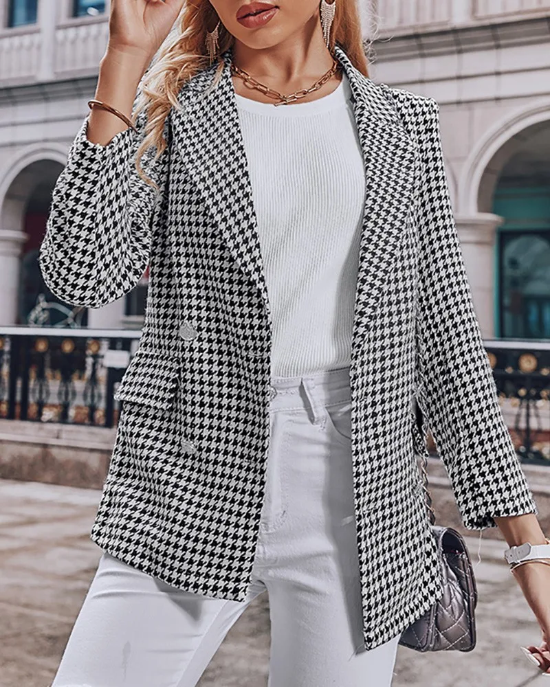 

Houndstooth Flap Detail Double Breasted Blazer