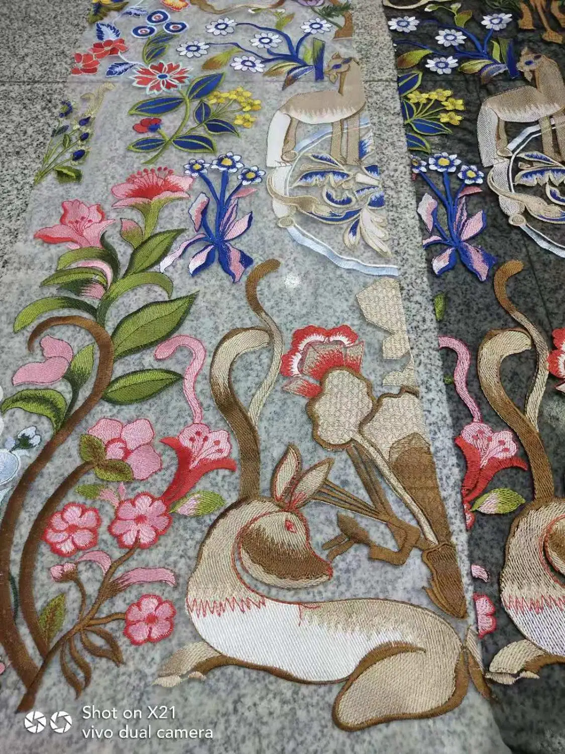 New arrival unique embroidered lace fabric with beautiful flowers African for party dress | Дом и сад