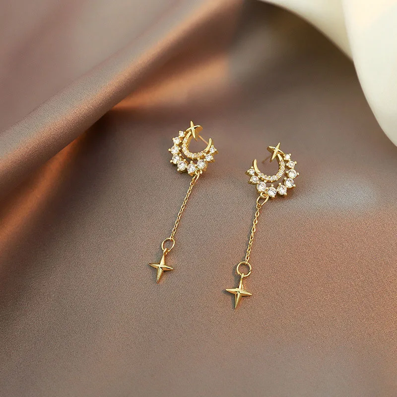 

2021 New Korean Crystal Trendy Exquisite Star Moon Long Tassel Dangle Earrings For Women Temperament Crystal Pendant Jewelry