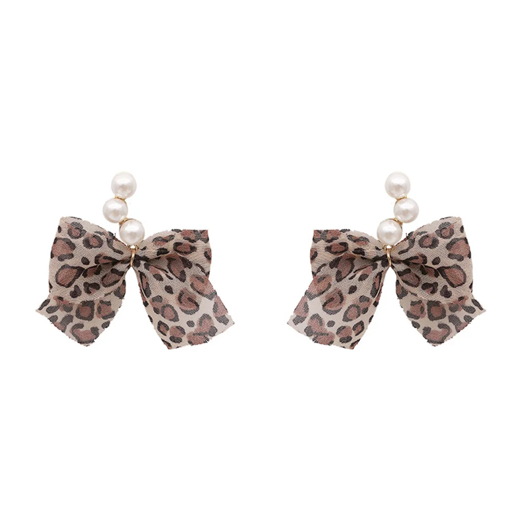 

Korean Sweet Ladies Stud Earrings Autumn Winter Pearl Chiffon Leopard Bowknot Earrings For Women New Sweet Jewelry