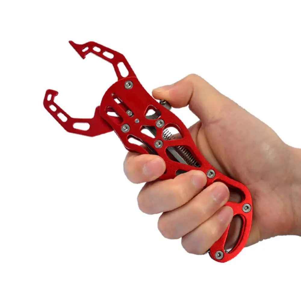 

New 1pc Portable Aluminium Fishing Lip Grips Fish Controller Fishing Pliers Hollow Out Controlling Tools Grippers