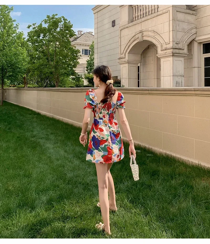 

French Retro V-Neck Floral Dress 2021 New Summer Waist Show Thin Temperament Bubble Sleeve Skirt Dress New 2021