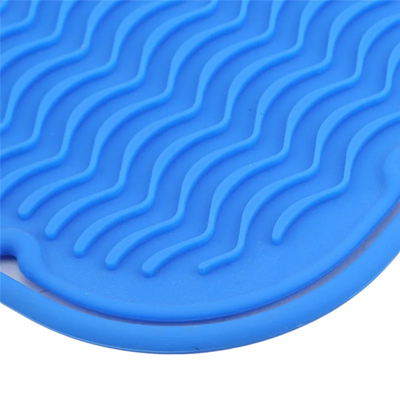 

Hair Styling Cool Tool Non-slip Silicone Pad Hair Curler Surface Protectors Silicone Insulation Pad Hair Straightener Placemat