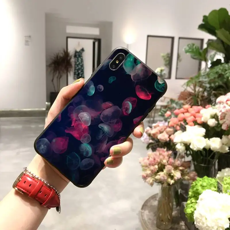 Красивый чехол для телефона HPCHCJHM из ТПУ с Медузой черный корпус корпуса iPhone 11 pro XS